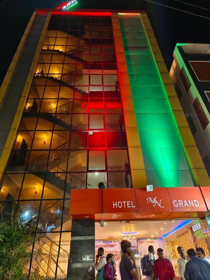 Hotel Mn Grand Shamshabad Airport Zone Hyderabad Esterno foto