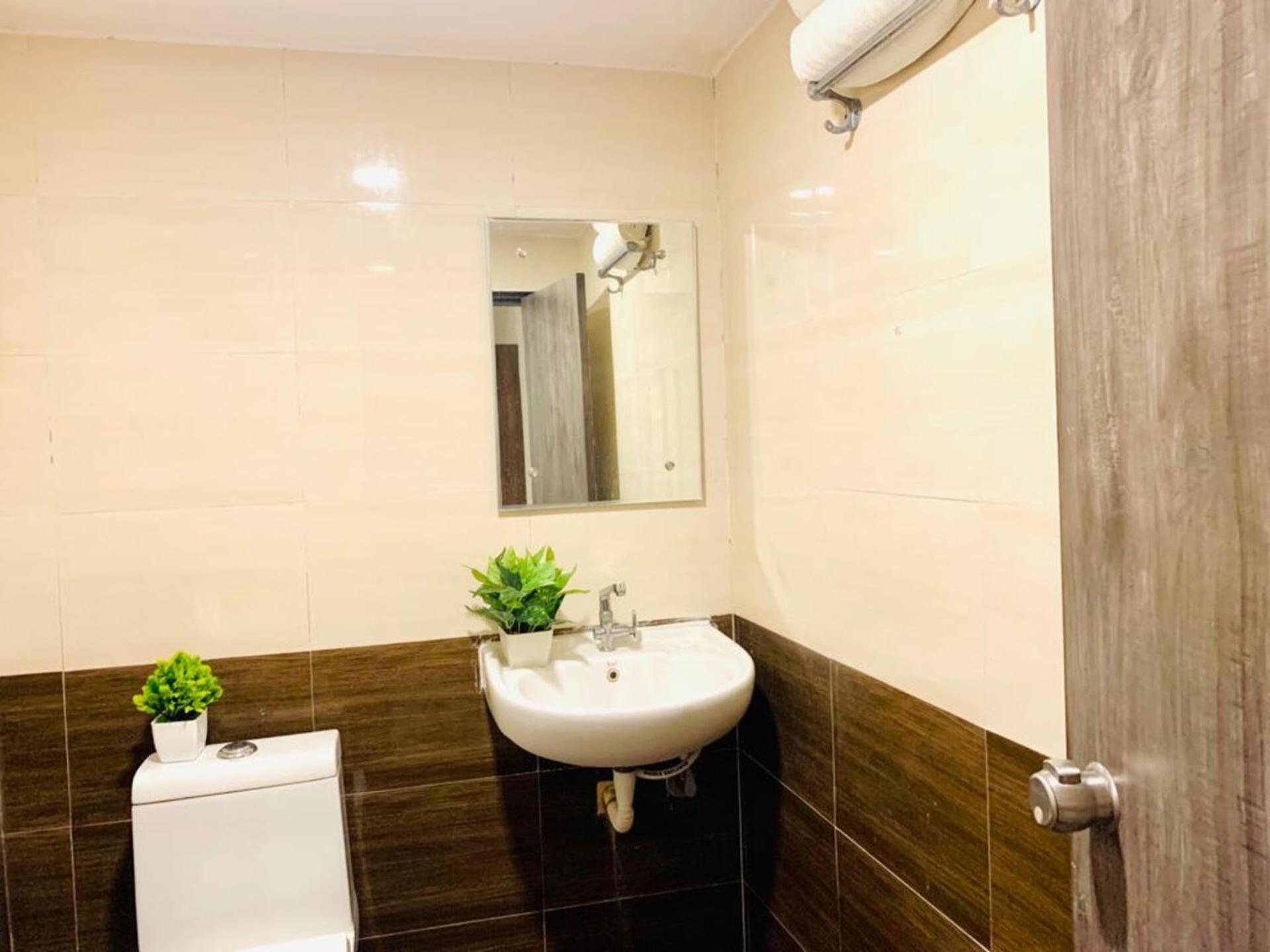 Hotel Mn Grand Shamshabad Airport Zone Hyderabad Esterno foto