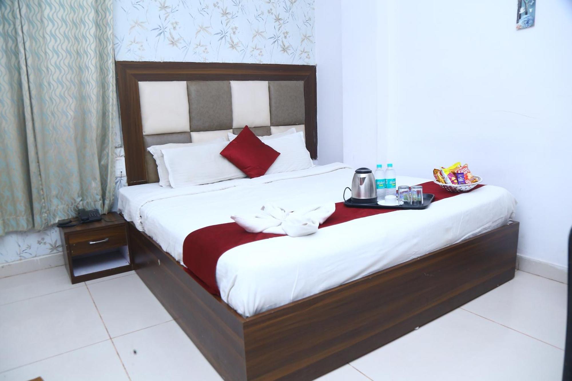 Hotel Mn Grand Shamshabad Airport Zone Hyderabad Esterno foto