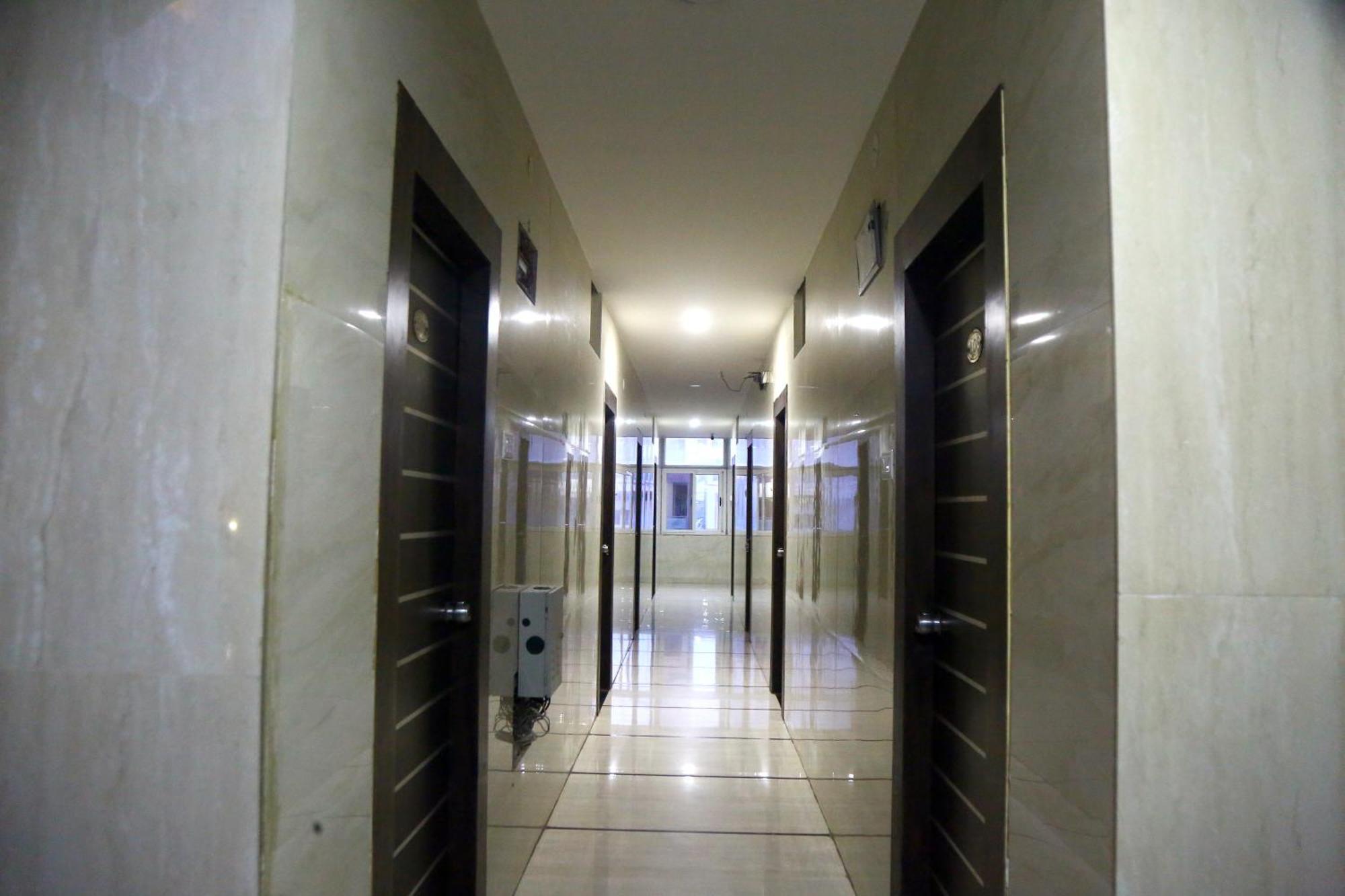 Hotel Mn Grand Shamshabad Airport Zone Hyderabad Esterno foto